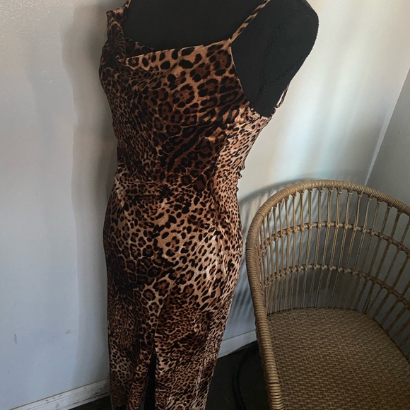 Leopard print maxi dress ❌SOLD‼️❌ - Picture 2 of 5